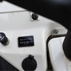 オーレック乗用草刈機ラビットモアーRM981の画像
