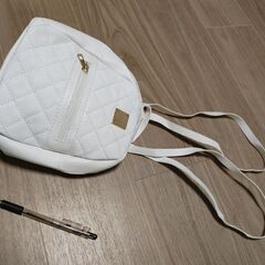 ミニバッグ(ホワイト)未使用