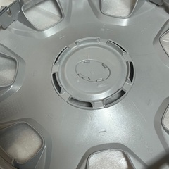 【新品】ハイエース　純正ホイールキャップカバー4枚セット　15インチ   の画像