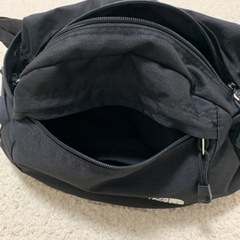 👜THE NORTH FACEショルダーバックの画像