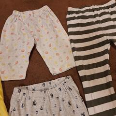 UNIQLO レギンスパンツ ユニクロ 90 100 ユニクロ レギパン 保育園の画像
