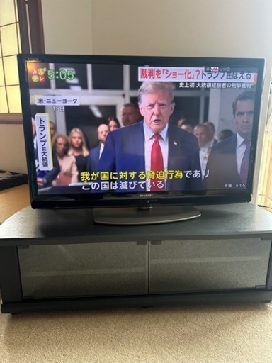 AQUOS　シャープ　2013年　液晶テレビ　40型　LC-40V8 テレビ台付