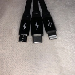 【2本セット】3in1 巻き取り 充電ケーブル ３種類端子対応の画像