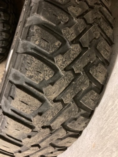 最終値下げ！！225/70r16 ホワイトレターブロックタイヤ 