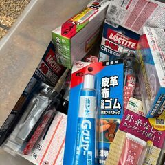 ☆未使用2本￥500！ボンド　セメダイン　補修パテ　接着剤類など　【BD121】の画像