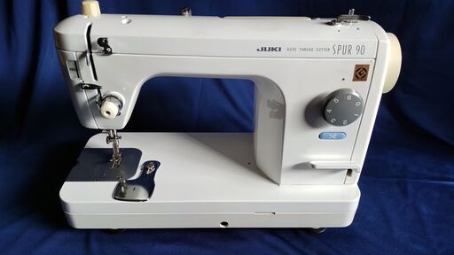 JUKI ジューキ　ミシン SPUR90（シュプールTL-90）＋着脱式作業テーブル　中古品・通電OK