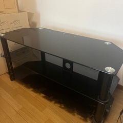 ガラス製　テレビ台