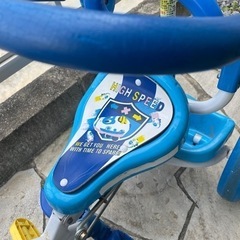 三輪車とベビーカーの画像