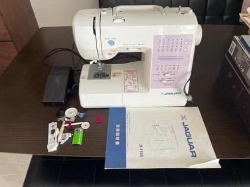 jaguarミシン家庭用裁縫ハンドメイドフットコントローラー付き説明書あり。