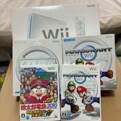 箱ありWii ハンドル付き　マリオカート　桃太郎電鉄　ソフト２枚付きの画像