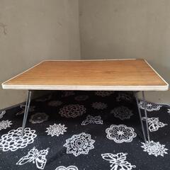 折りたたみ机　ウッド調の画像