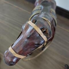 親子馬の置物の画像