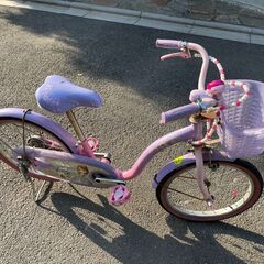 18インチ子供自転車+補助輪付きの画像