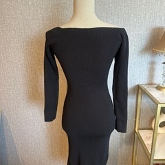未使用！韓国タイトブラックワンピースの画像
