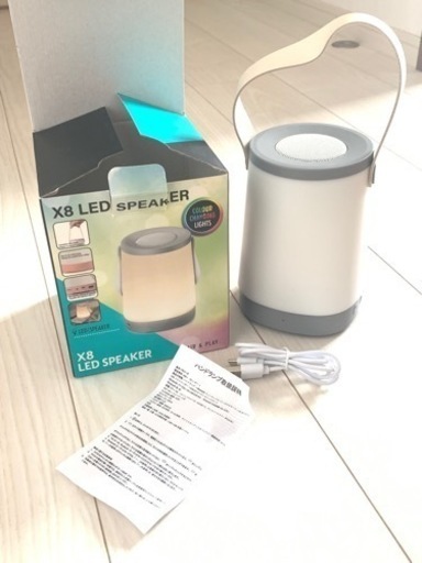 新品　Bluetoothスピーカー　LEDランプ　SDカード　FM