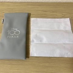 【新品未使用】Zoff メガネケース　メガネ拭き　Disney pixel の画像