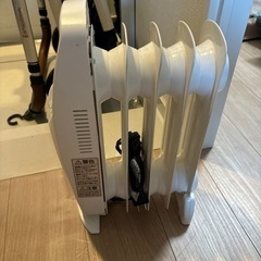 【ジャンク品】家電 季節、空調家電 オイルヒーターの画像
