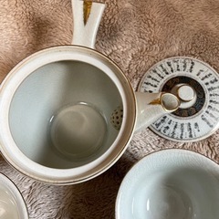 急須とお湯呑み　セットで　生活雑貨 食器 茶器の画像