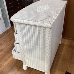 ラタンチェスト【町田市再生家具】　240180の画像