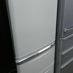（☆ジモティ特典あり☆）三菱電機　3ドア冷蔵庫３３５L　２０１５...
