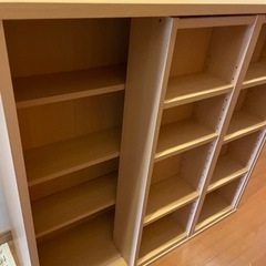 漫画棚　本棚の画像