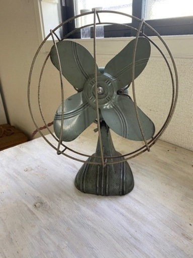 ナショナル　昭和レトロ　ミニサイズの扇風機　グリーン