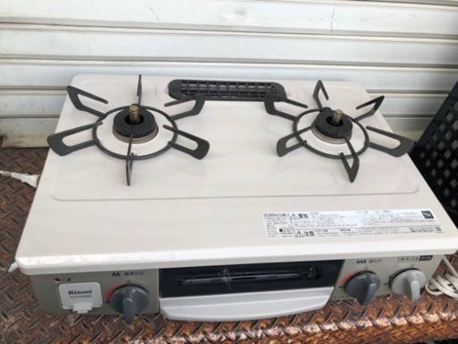福岡市内配送無料　リンナイ 3つの「安心」新搭載【気のきくコンロ】 幅約56cm 右強火力 クリームベージュ プロパンガスLPG KG34NBER(LPG