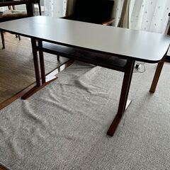カリモク60+ カフェテーブル1200の画像