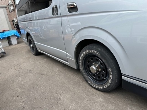 車のパーツ 外装、車外用品　ハイエース