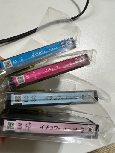 エプソン EP-810AW 純正のインク4本付