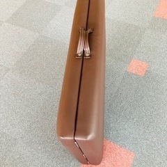 美品　エステ＆マッサージ用折りたたみベッドの画像