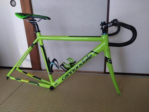 Cannondale ロードバイク 黒/緑 
caad12  コンボ105 CANNONDALEでアシッドグリーンマンになる!? - ワンゲル部の記録長さん
