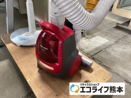 2019年製　Panasonic 掃除機　MC-SK17A-R