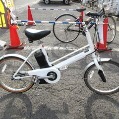 衝撃の激安コスパ・掘り出し物も 電動アシスト自転車 ﾊﾟﾅｿﾆｯｸ / Panasonic Jｺﾝｾﾌﾟﾄ 白 20インチ 自転車本体
