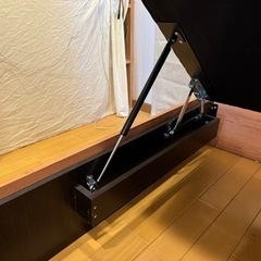 引取のみ　跳ね上げ式収納　セミダブルベッドの画像