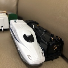 プラレールなどの画像