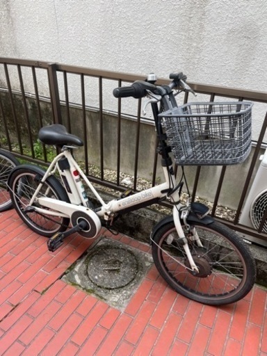 下げますよー。明日。まだあります！募集中。自転車2台　折りたたみ自転車と電動自転車。