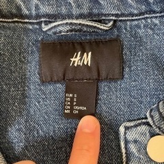 H&M デニムジャケット Sサイズの画像