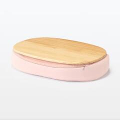 無印良品 ひざの上でつかえるテーブルクッションの画像