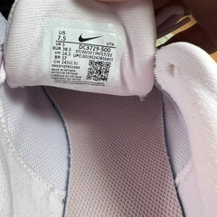 ナイキスニーカー　　半日使用の画像