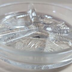☆ナッツトレイ、トレイ、ソーストレイ　三格皿　ガラス製　６個　中古品　の画像
