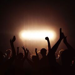 イベント運営スタッフ募集《未経験OK/内定まで2週間/人柄重視の採用》