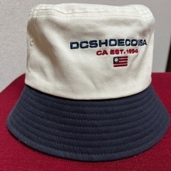 ＤＣ　【未使用タグ付】バケットハット　夏　帽子・頭囲実測５６センチ