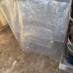 梱包用などにビニールシートの画像