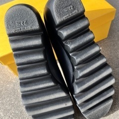 ヒルズアベニュー　オープントゥー　22.5の画像