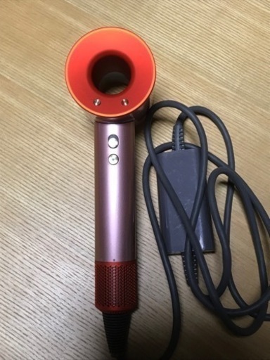 ほぼ未使用ダイソン　ドライヤー