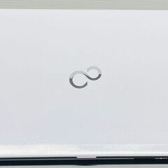 保証1ヶ月、インボイス対応、代引き発送可！Windows11、高解像度