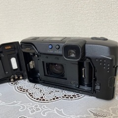 フィルムカメラOLYMPUS MULTIAF ZOOM IZM200 の画像