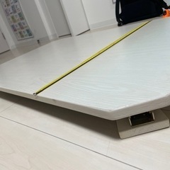 【無料】ニトリ 折り畳みローテーブル(4/6以降は捨てます)の画像