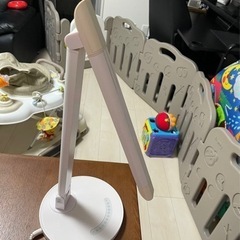照明器具/デスクライトの画像